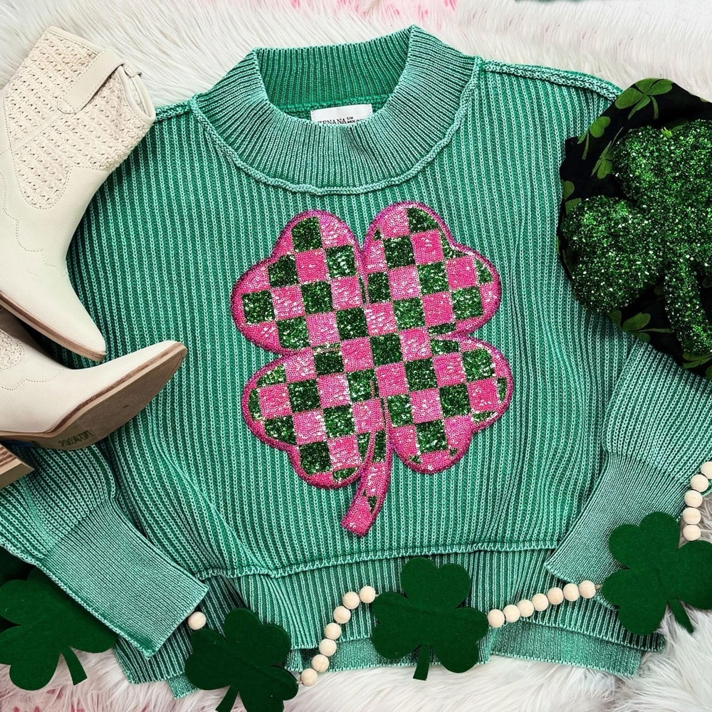 💚🩷Zenana NWOT Green and Pink Checkered Clover Sweater L/XL St Patrick’s Day🩷💚